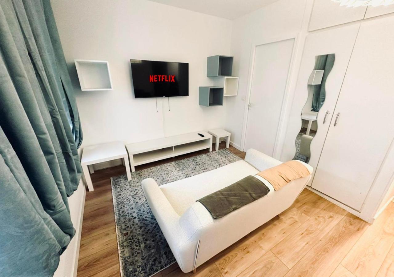 Nouveau! Moderne Avec Wifi, Tv, Proche Centre Apartamento *