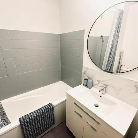 Nouveau! Appartement Lille Moderne Avec Wifi, Tv, Proche Centre Extérieur photo